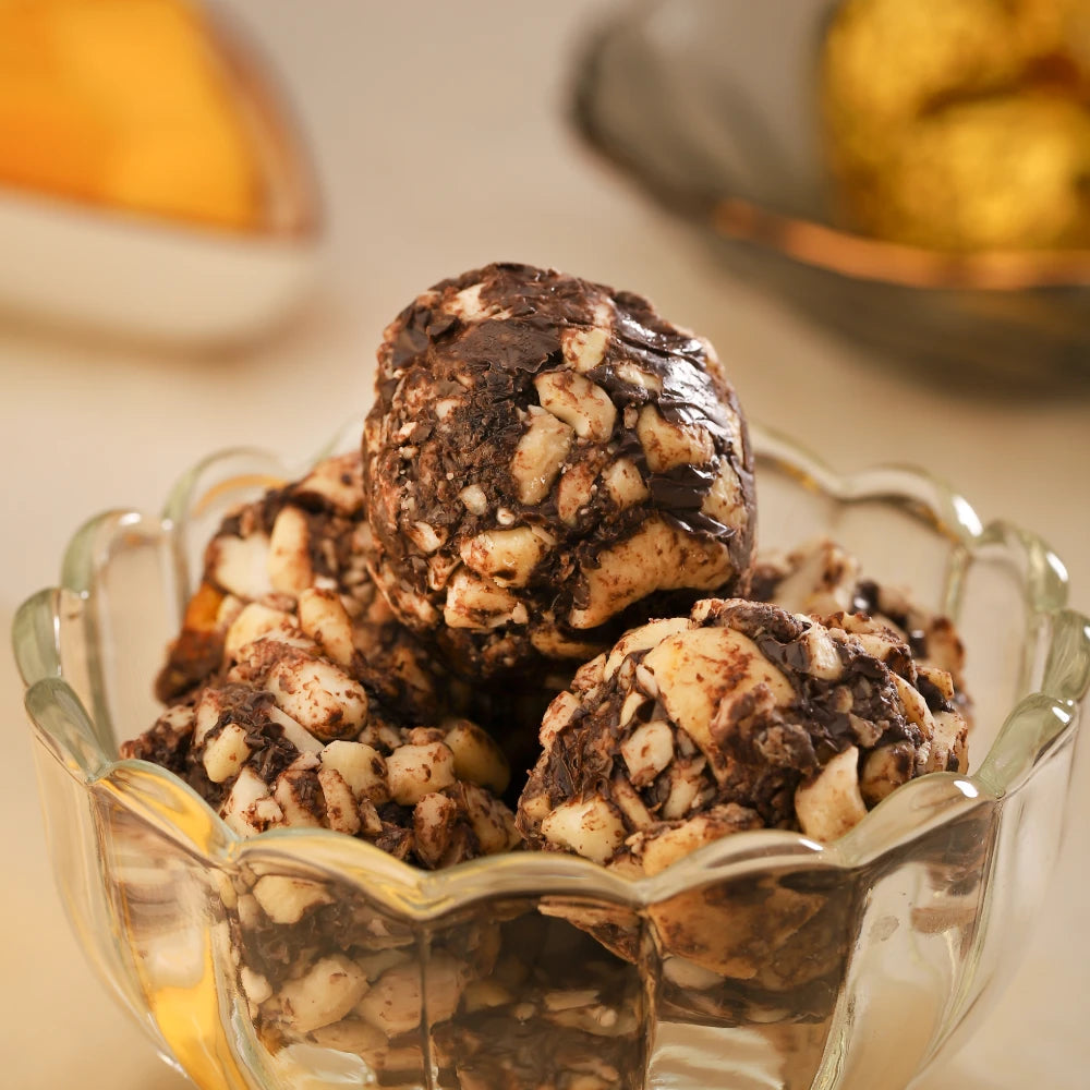 Diabetic Safe & Sugar-Free Dark Chocolate Alphonso Mango Protein Balls with 5 gram protein per portion size